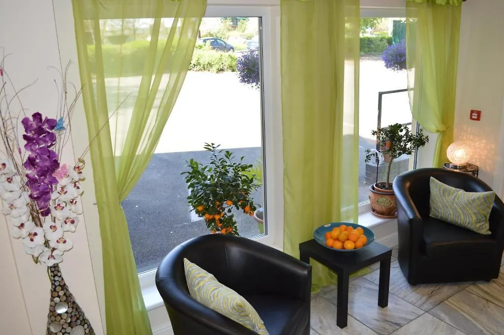 Apartment Orchard Hotel Quedgeley