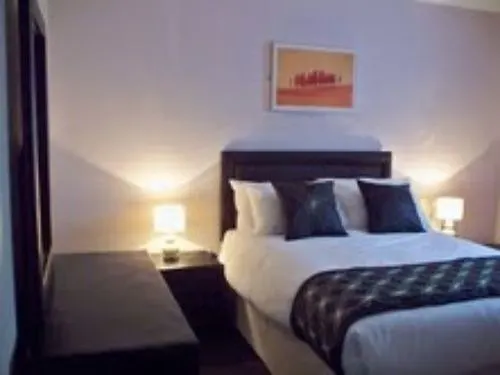 Apartment Orchard Hotel Quedgeley